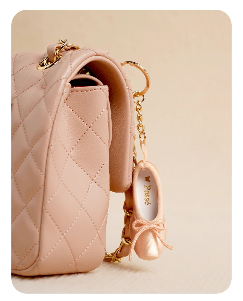 Girls Ballet Shoe Keychain Women Point Shoe Pedant Decoration for Dancer Ballerina Dance Bags Ballet Accessories Gifts Keyring
