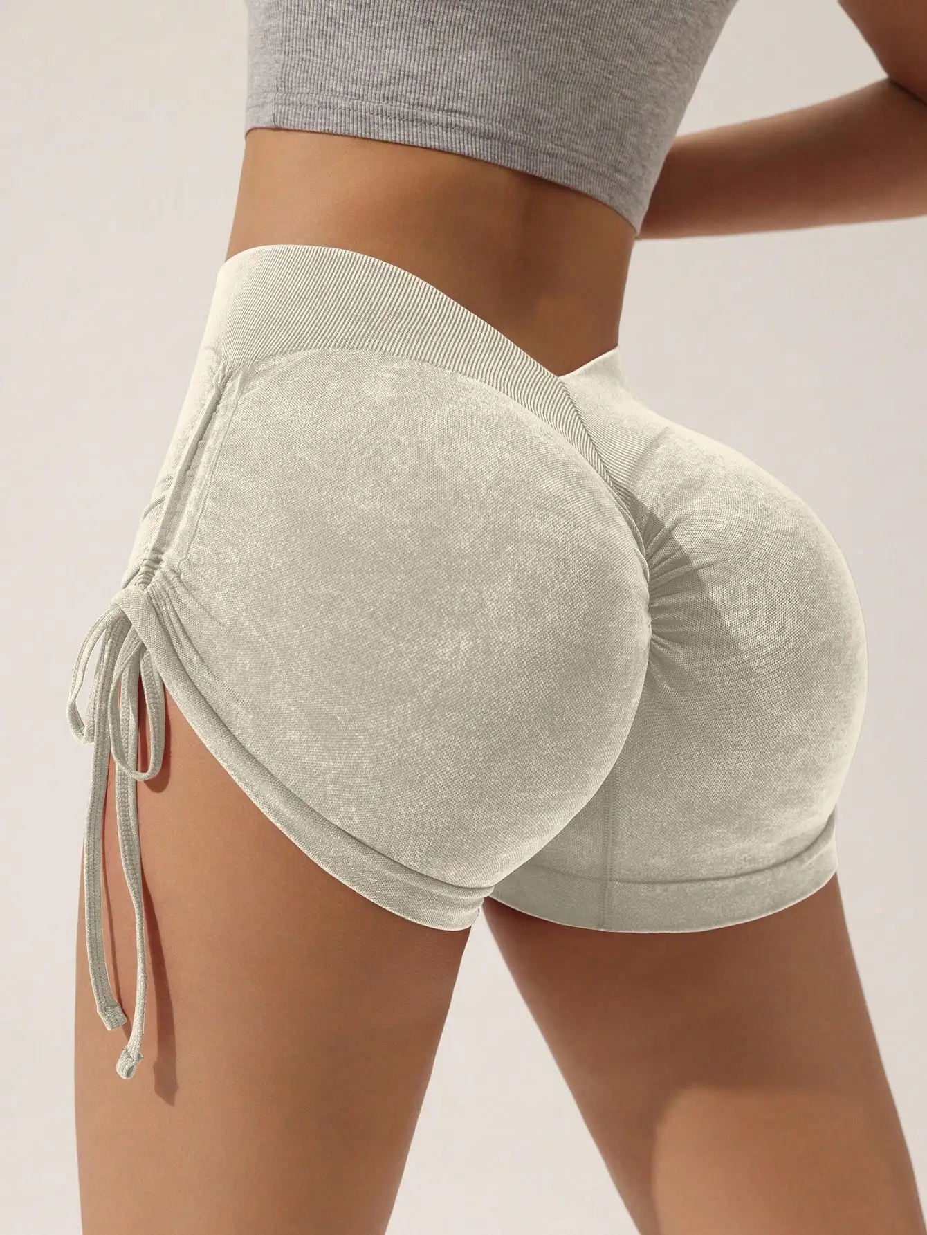 Matte craft summer three part pants yoga pants women's drawstring sports shorts European and American peach hip lifting fitness