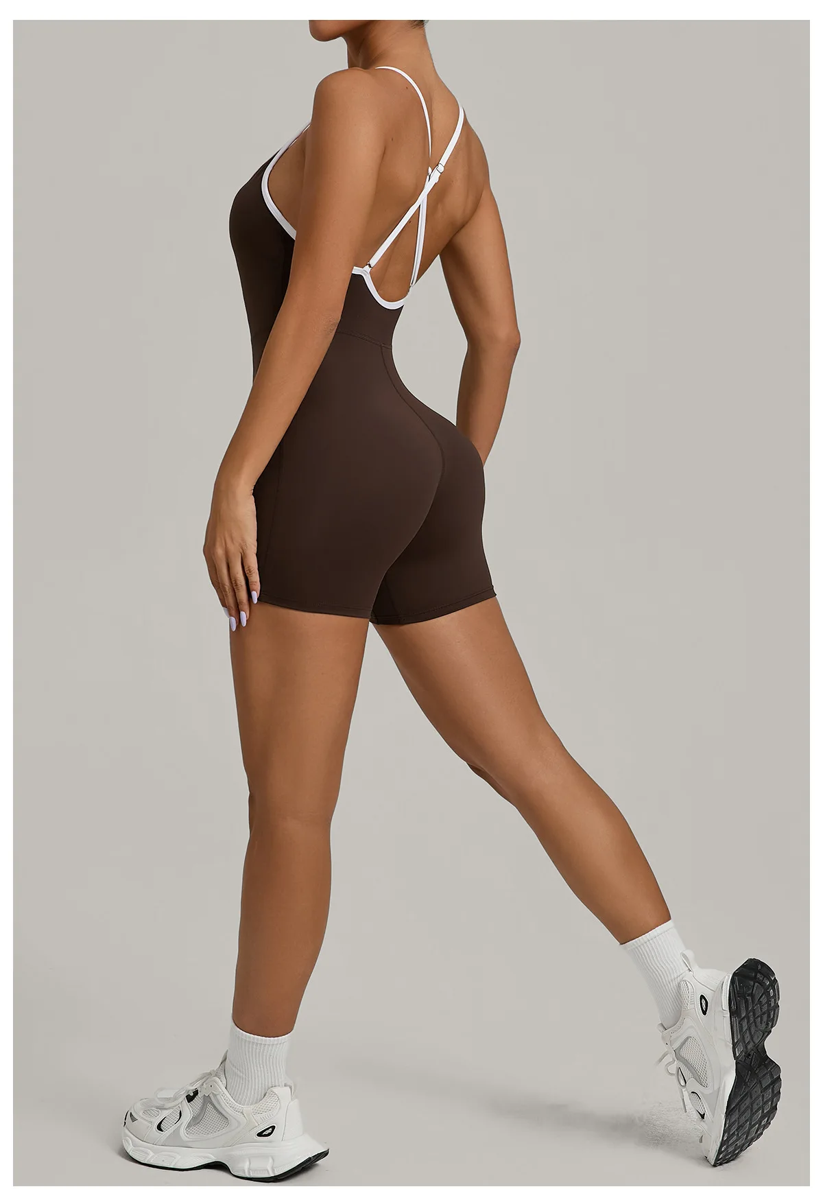 Summer Women's Sports Jumpsuit Shorts Cross Shoulder Straps Hip Lift Tight One-piece Yoga Set Outdoor Running Gym Fitness Suits