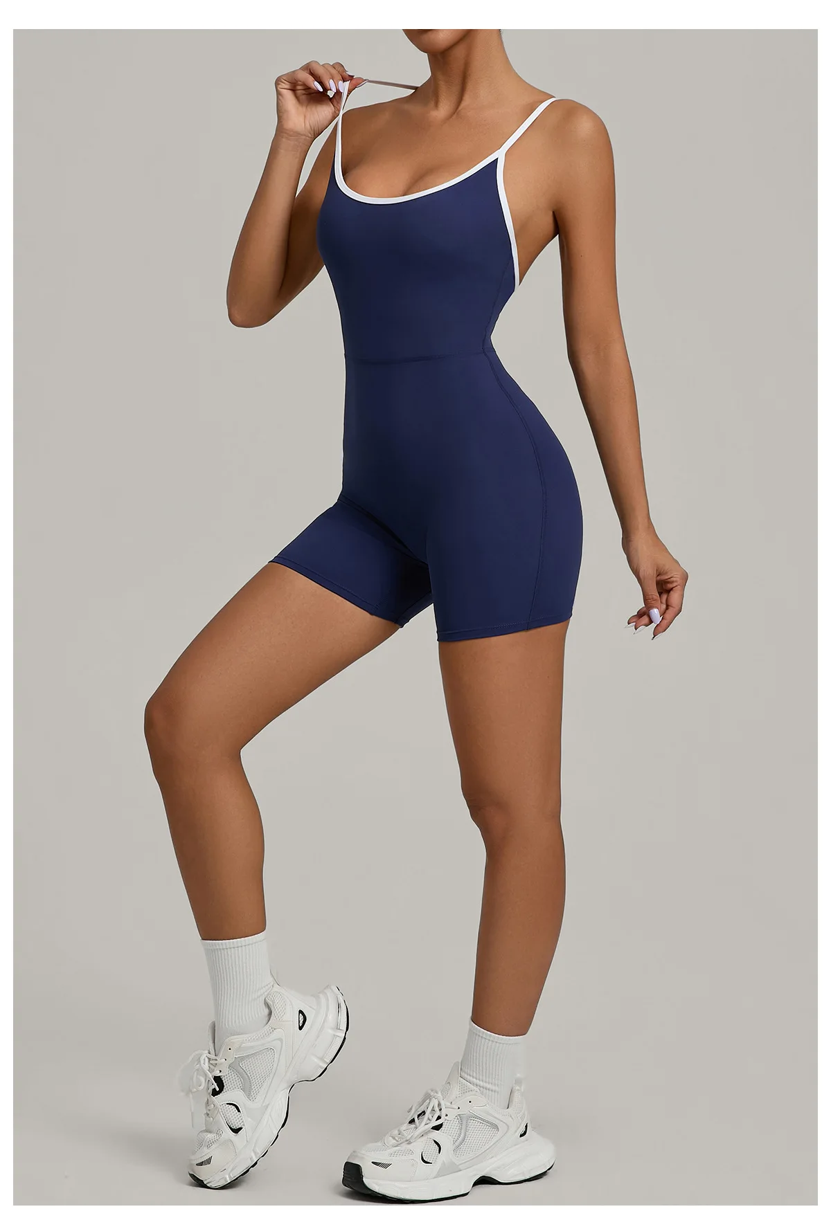 Summer Women's Sports Jumpsuit Shorts Cross Shoulder Straps Hip Lift Tight One-piece Yoga Set Outdoor Running Gym Fitness Suits