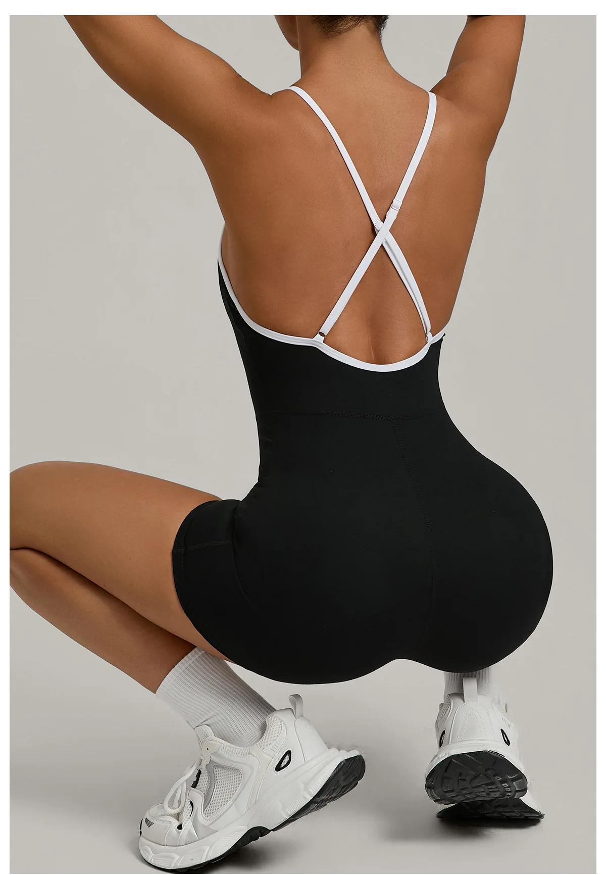 Summer Women's Sports Jumpsuit Shorts Cross Shoulder Straps Hip Lift Tight One-piece Yoga Set Outdoor Running Gym Fitness Suits