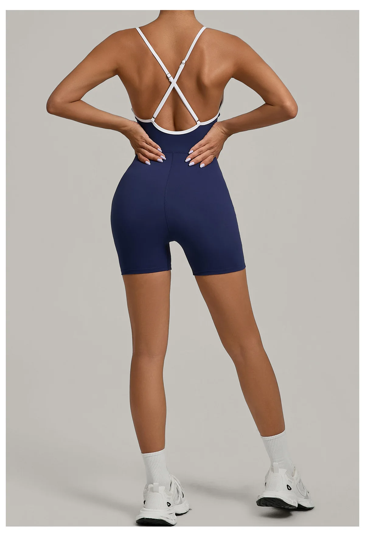 Summer Women's Sports Jumpsuit Shorts Cross Shoulder Straps Hip Lift Tight One-piece Yoga Set Outdoor Running Gym Fitness Suits