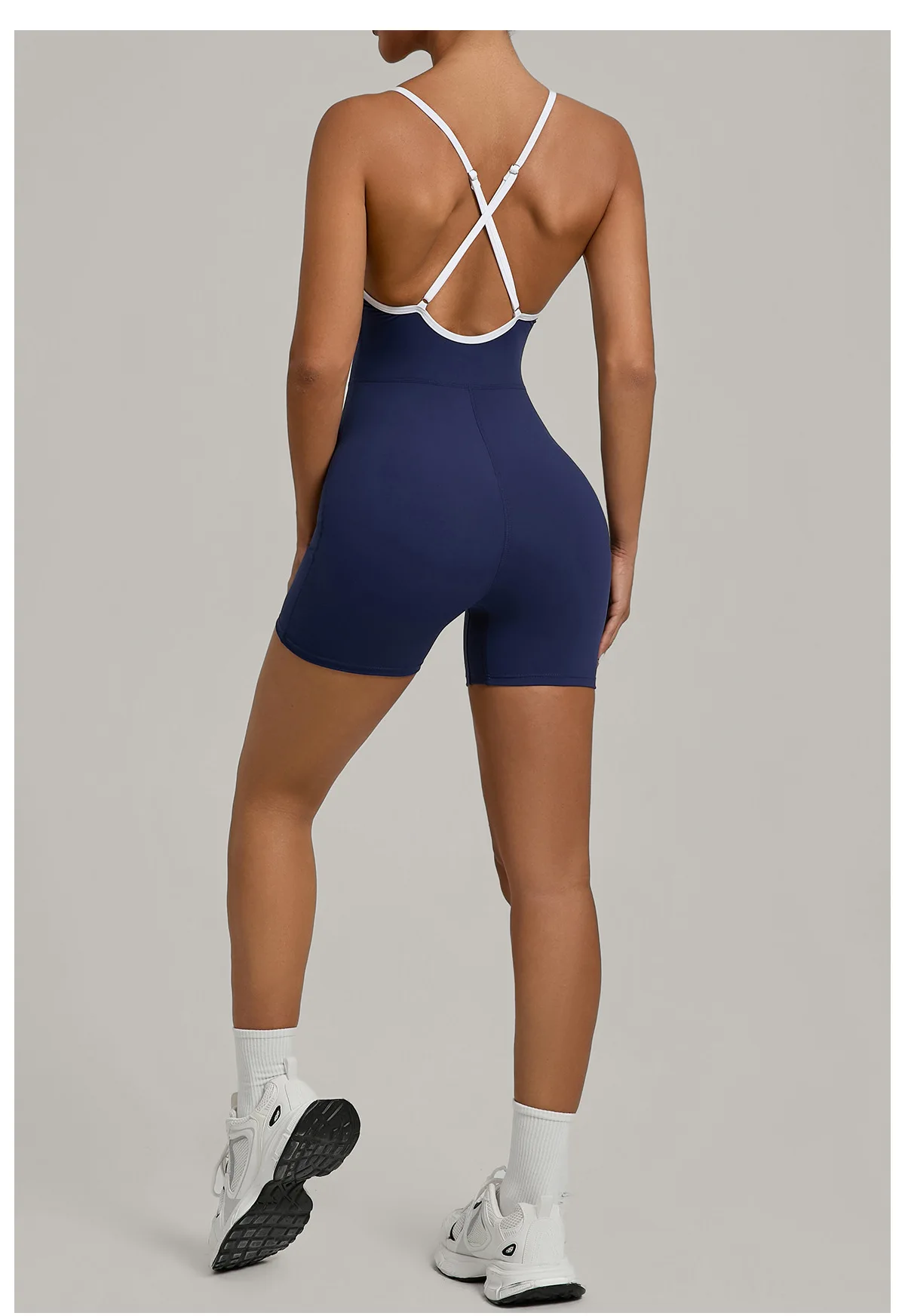 Summer Women's Sports Jumpsuit Shorts Cross Shoulder Straps Hip Lift Tight One-piece Yoga Set Outdoor Running Gym Fitness Suits