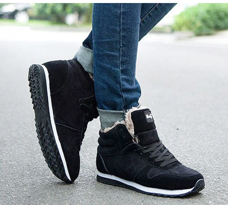 2026 Men Boots Winter Sports Ankle Boots Thickened Plus Size Women Casual Fashion Short Boots Cotton Shoes Platform Snow Boots