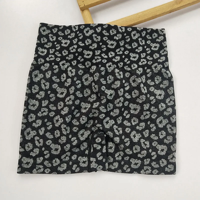High Waist Peach Hip Quick-Drying Tight-Fitting Wearing European and American Leopard yoga Pants Summer New Shorts