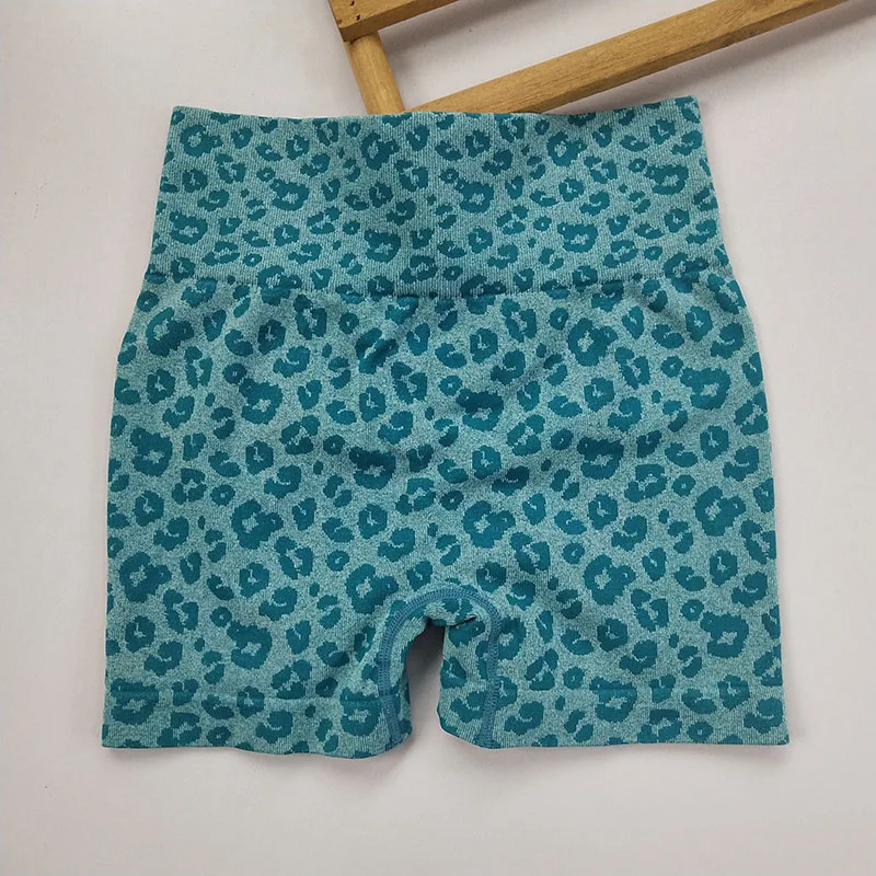High Waist Peach Hip Quick-Drying Tight-Fitting Wearing European and American Leopard yoga Pants Summer New Shorts