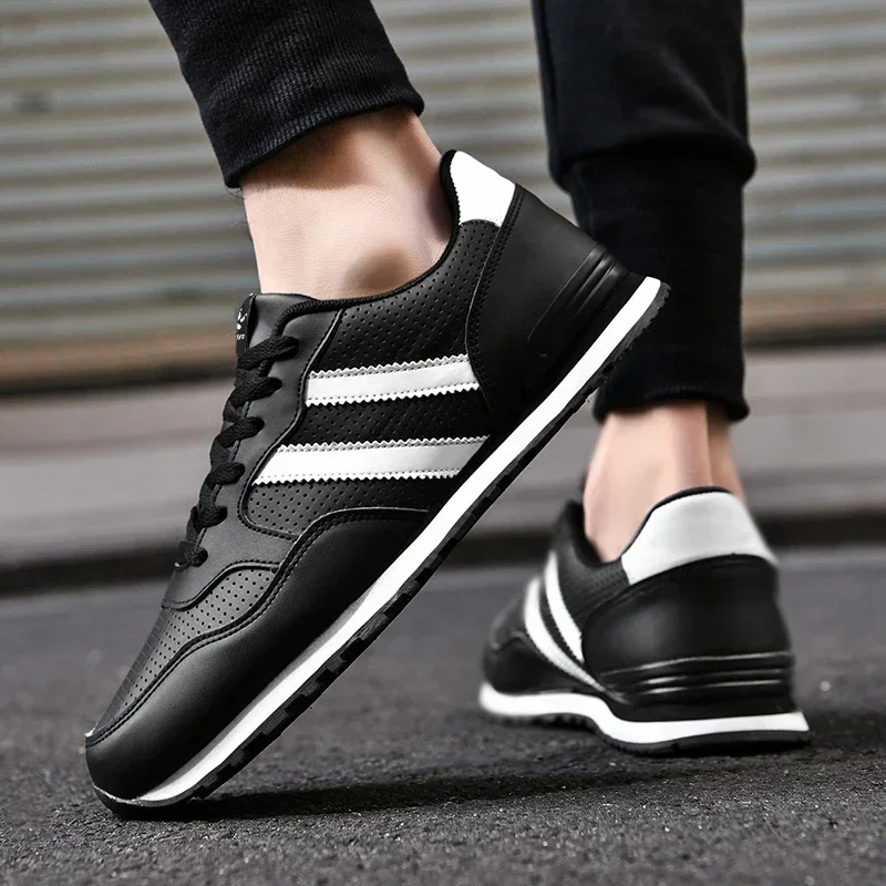 Autumn Sports Shoes Men's Flat Running White Durable Classic Casual Shoes Low Cut Trendy Fashionable Hiking and Walking Shoes