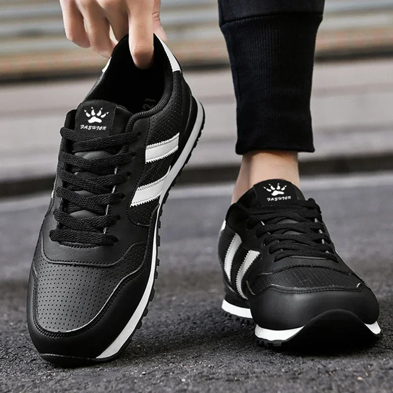 Autumn Sports Shoes Men's Flat Running White Durable Classic Casual Shoes Low Cut Trendy Fashionable Hiking and Walking Shoes