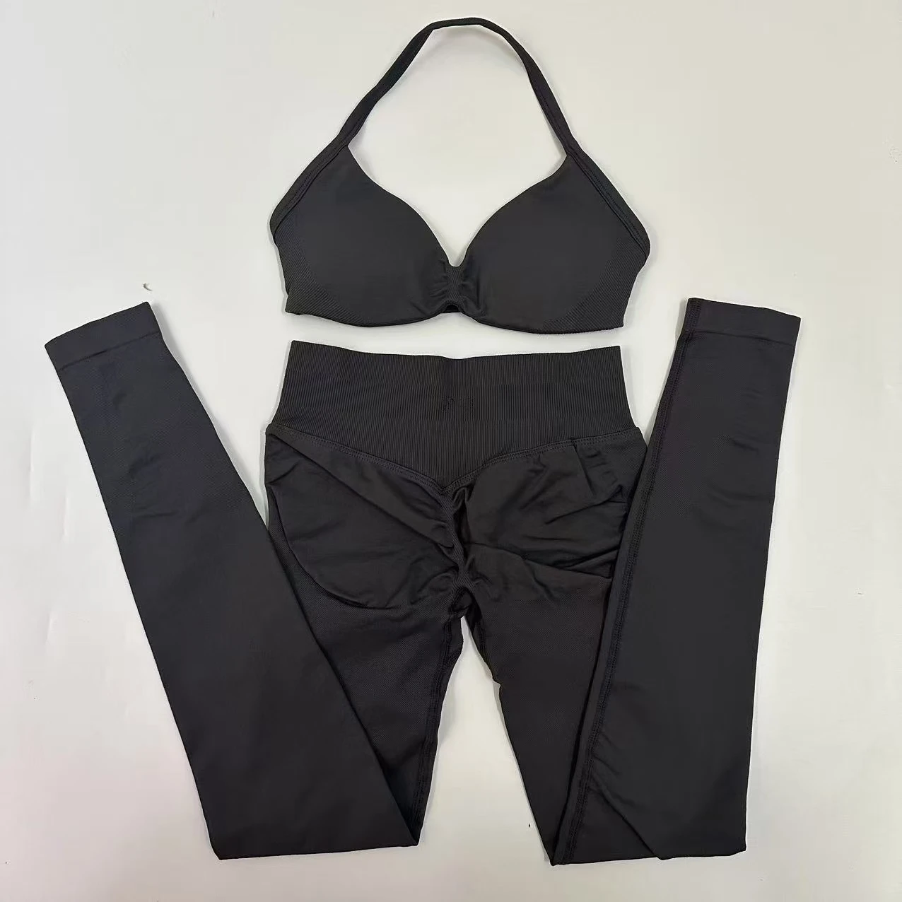 Seamlessyoga Set Women Workout Scrunch Leggings Set Strappy Halter Sports Bra Fitness Gym Clothing Workout Set 2 Pieces