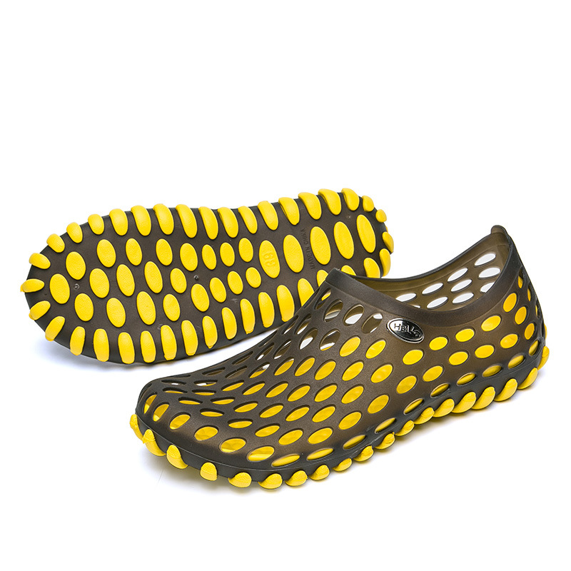 Hot Sale Summer Men And Women Outdoor Beach Sandals Hole Shoes Couple Water Sports Quick Dry Shoes Aqua Shoes