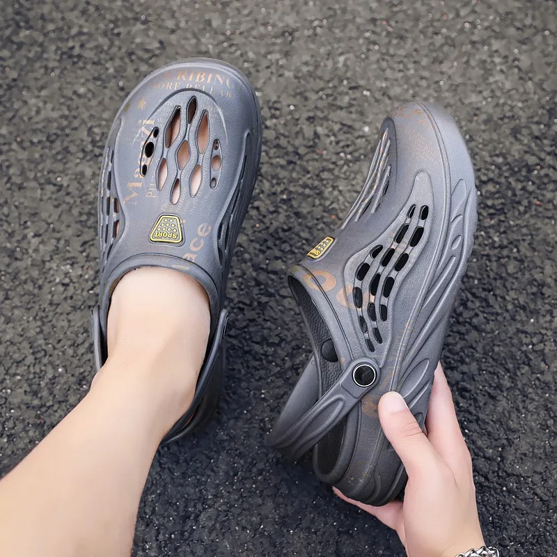 Men Women Sandals Breathable Home Slippers Outdoor Fashion Casual Sneakers Garden Clogs Trekking Shoes