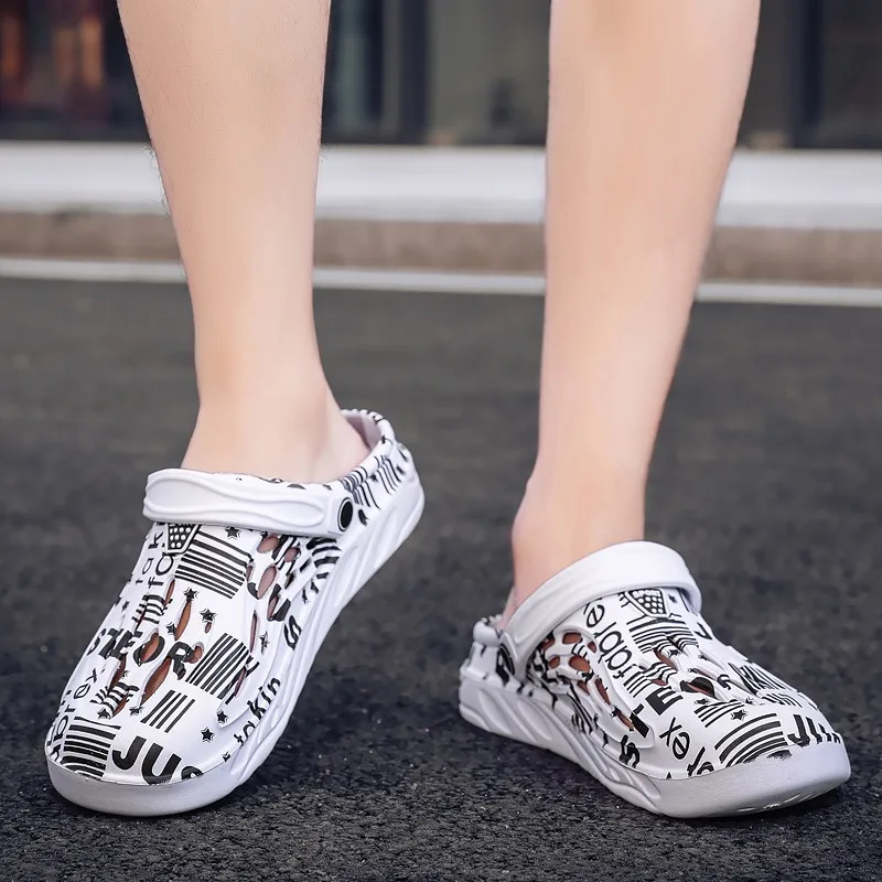 Men Women Sandals Breathable Home Slippers Outdoor Fashion Casual Sneakers Garden Clogs Trekking Shoes