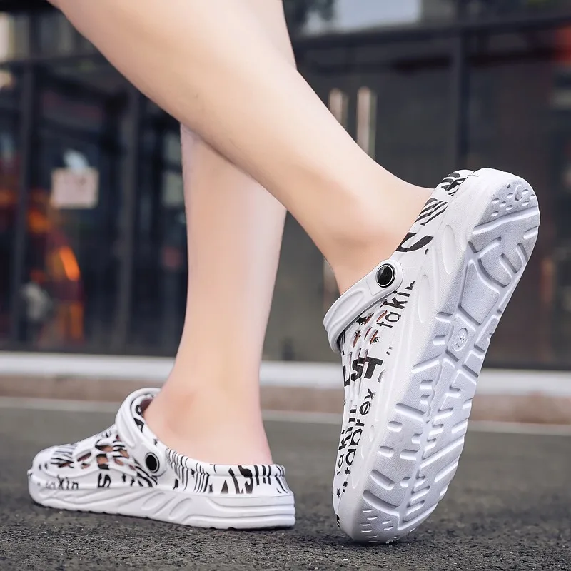 Men Women Sandals Breathable Home Slippers Outdoor Fashion Casual Sneakers Garden Clogs Trekking Shoes