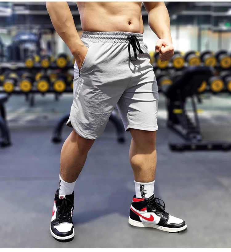 2023 Summer Men Running Shorts With Zipper Pocket  Comfort Quick Dry Fitness Bodybuilding Gym Sport Training Short Half Pants