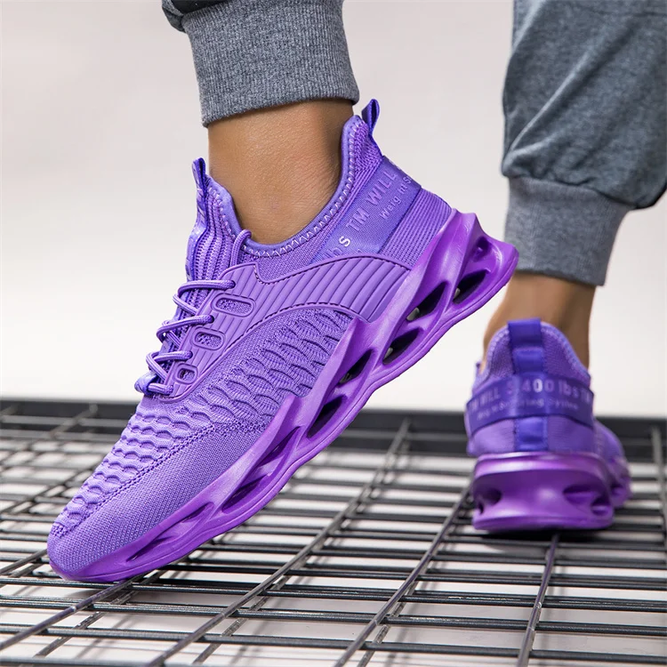 2025 Fashion Red Casual Sneakers Women Men Blade Shoes Big Size 45 Light Breathable Sports Shoes for Men Mesh Running Sneakers