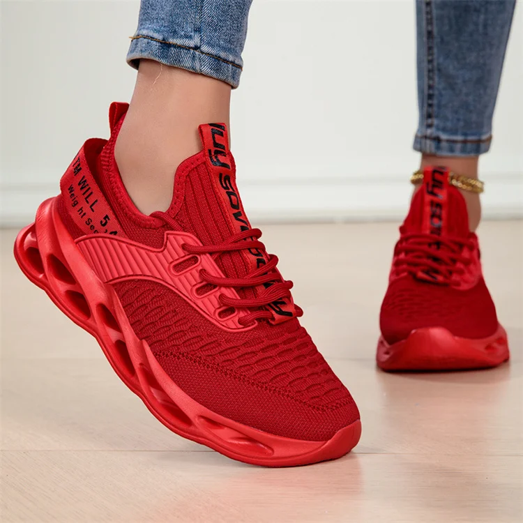 2025 Fashion Red Casual Sneakers Women Men Blade Shoes Big Size 45 Light Breathable Sports Shoes for Men Mesh Running Sneakers