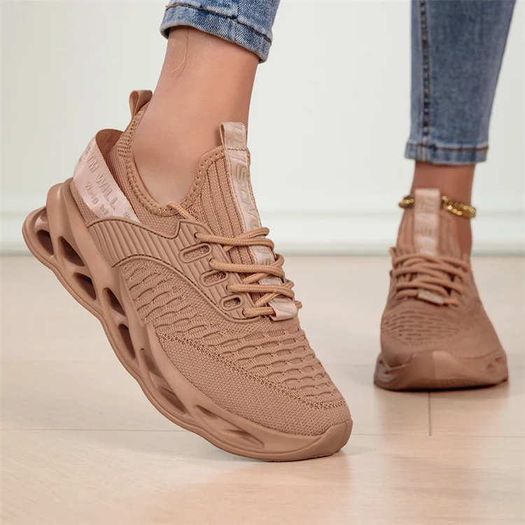 2025 Fashion Red Casual Sneakers Women Men Blade Shoes Big Size 45 Light Breathable Sports Shoes for Men Mesh Running Sneakers