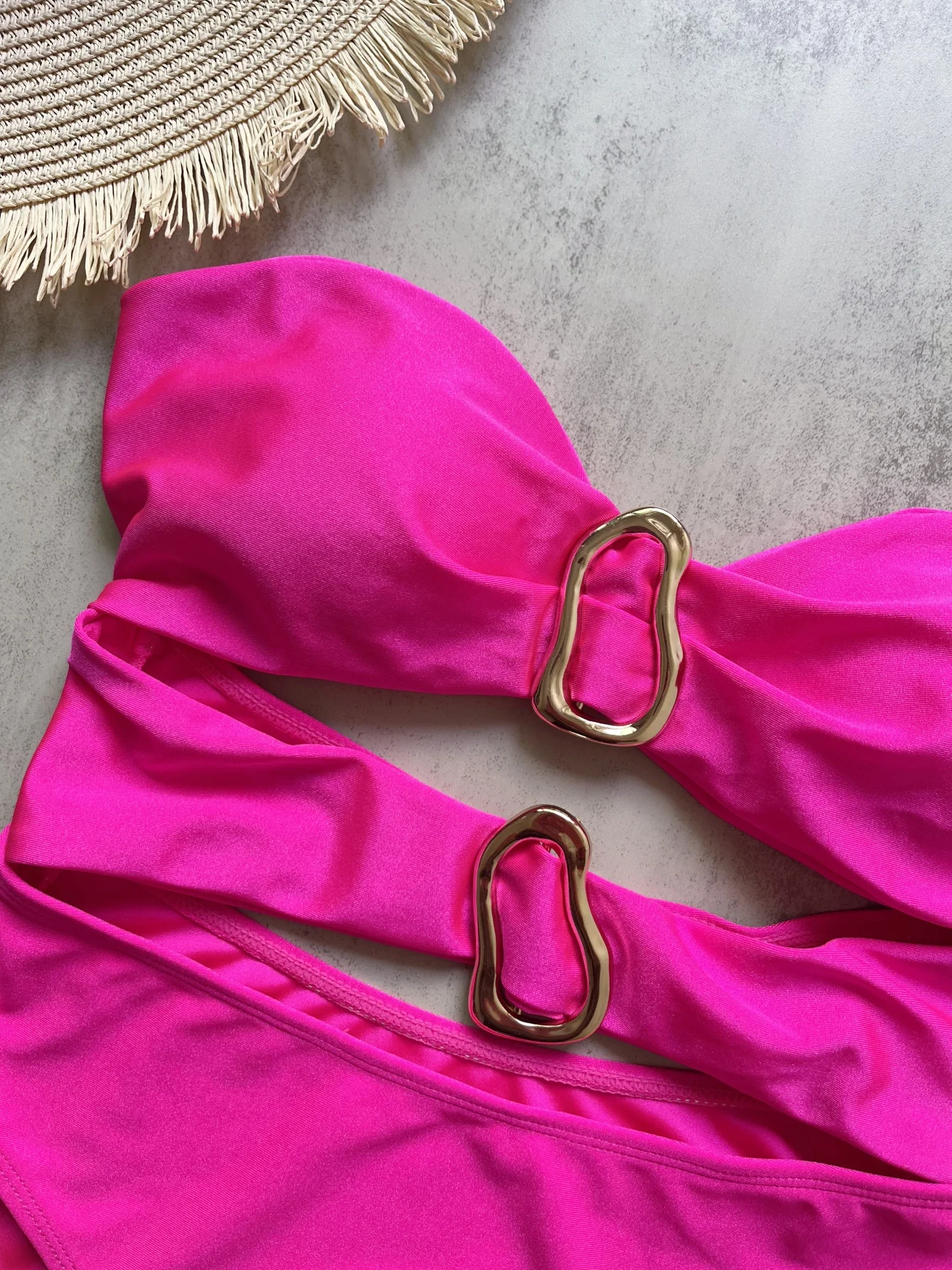 3 Colors Sexy Metal Rings Cut Out Women Swimwear One Piece Swimsuit Female Bandeau High Leg Cut Bather Bathing Suit Swim B026D