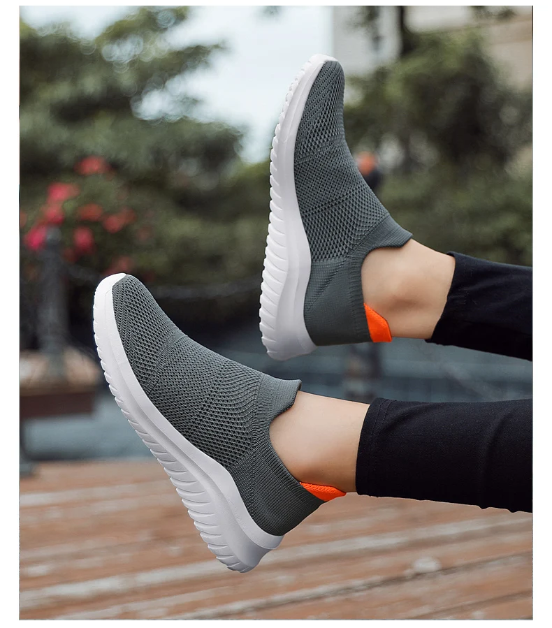 Unisex Men Women Casual Shoes Soft Sole Slip-On Men Sneakers Women Running Shoes Men Lightweight Loafers Walking Male Footwear