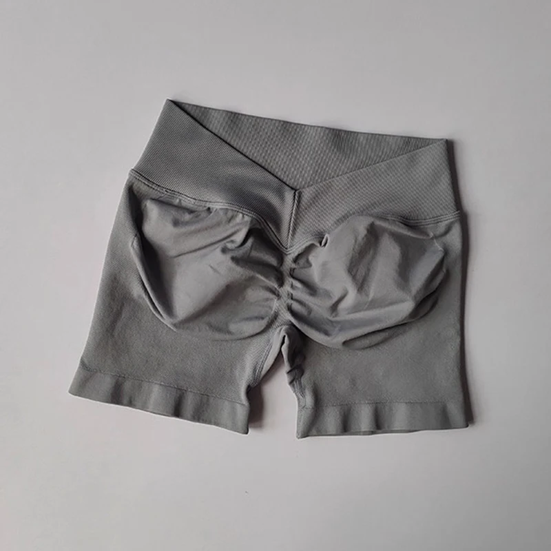 Gym Shorts Woman Seamless Yoga Shorts Fitness Training Yoga Clothing Butt Lifting Workout Short Leggings V Waist Sports Shorts