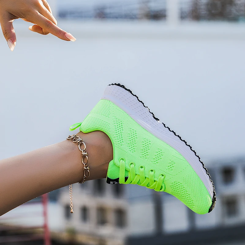 Women Sneakers Lightweight Breathable Running Shoes for Women Outdoor Comfortable Mesh Shoes Slip on Walking Sport Shoes Tenis
