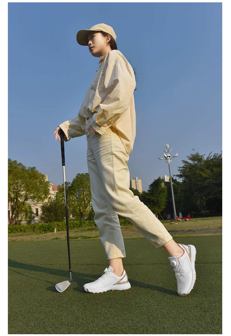 White Golf Shoes Men Women Waterproof Golf Sneakers Non-slip Spikeless Golf Trainers Leather Outdoor Sports Leather Golf Shoes