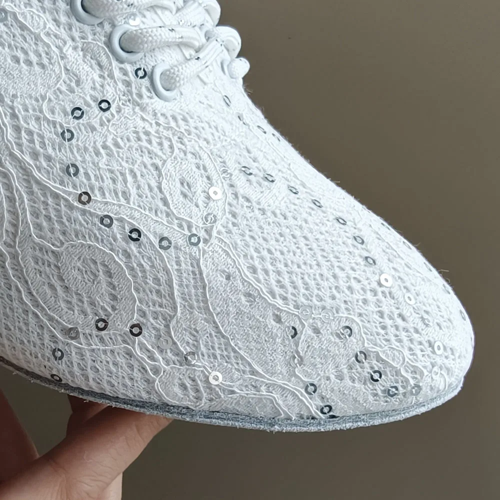 White Latin Dance Shoes Women Adult Indoor Soft Soles Professional Square Modern Dance Sneakers Women Jazz Dancing Shoes Black