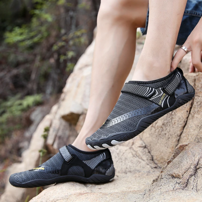 Men's Water Sneakers Swimming Beach Quick-Dry Wading Footwear Outdoor Upstream Shoes Breathable Barefoot Shoes Size 36-47