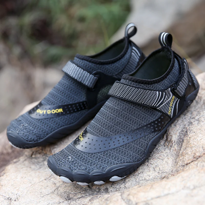 Men's Water Sneakers Swimming Beach Quick-Dry Wading Footwear Outdoor Upstream Shoes Breathable Barefoot Shoes Size 36-47