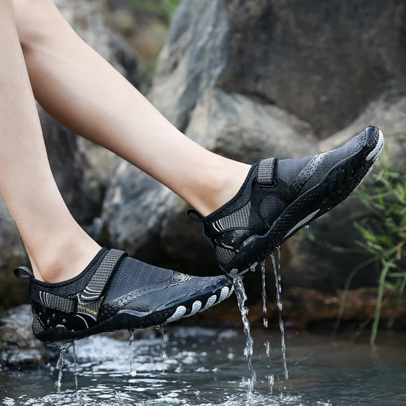 Men's Water Sneakers Swimming Beach Quick-Dry Wading Footwear Outdoor Upstream Shoes Breathable Barefoot Shoes Size 36-47