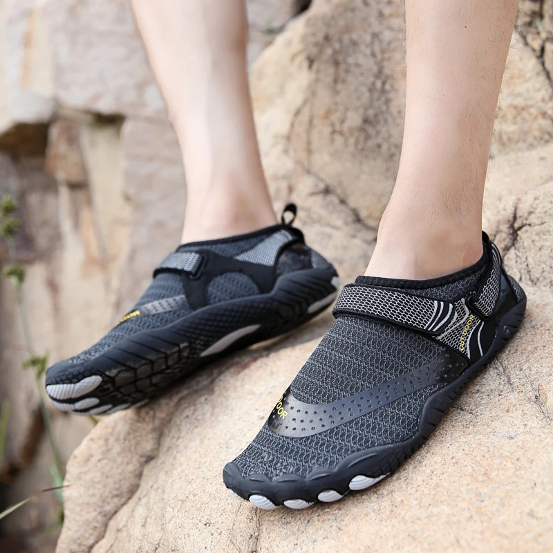 Men's Water Sneakers Swimming Beach Quick-Dry Wading Footwear Outdoor Upstream Shoes Breathable Barefoot Shoes Size 36-47