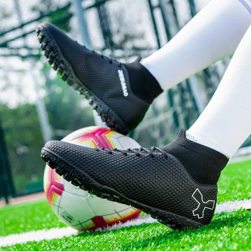 Quality Soccer Cleats for Men Soccer Shoes Society Boys Football Boots Children Football Shoes Sneakers Unisex Soccer Boots