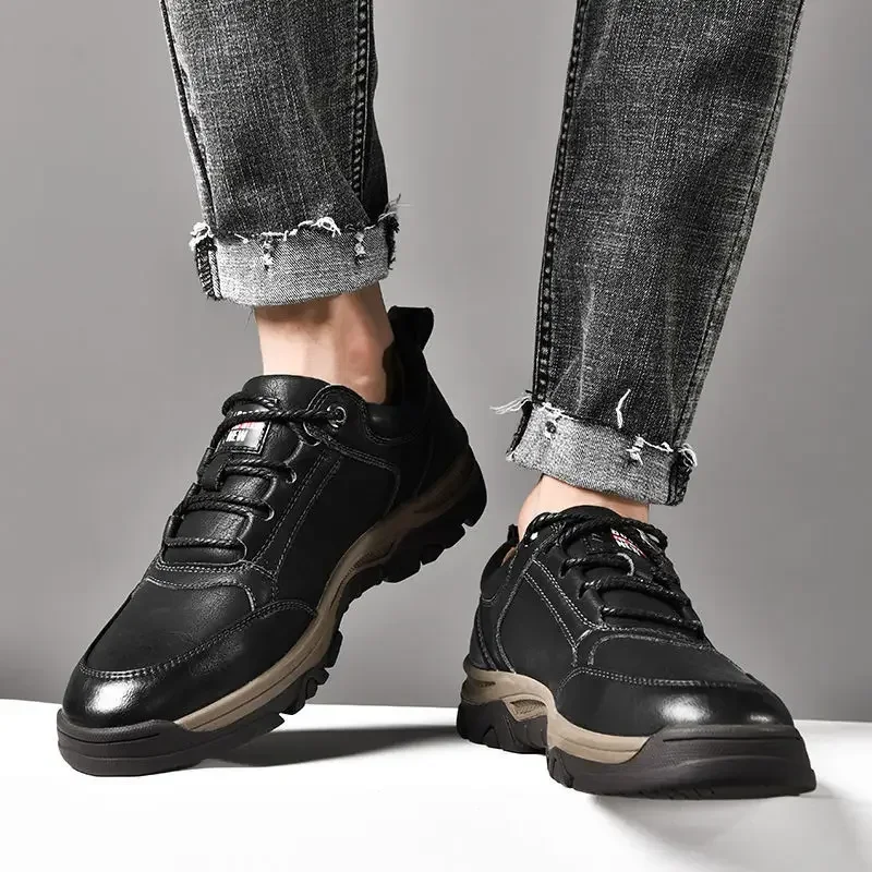 Non-slip Leather Men Hiking Shoes High Quality Man Casual Sneakers Comfortable Sport Shoes Breathable Retro Men Walking Sneakers