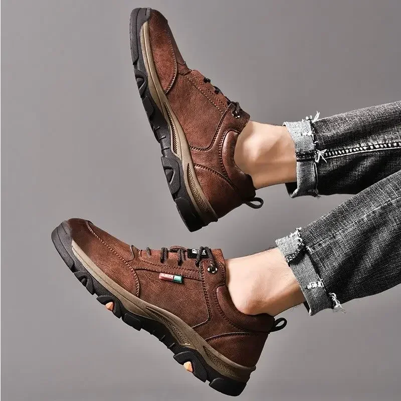 Non-slip Leather Men Hiking Shoes High Quality Man Casual Sneakers Comfortable Sport Shoes Breathable Retro Men Walking Sneakers