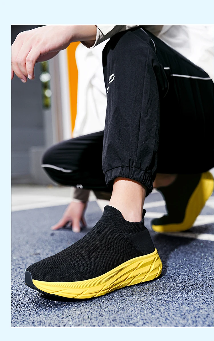 Men and Women Multifunctional Yoga Shoes Fashionable Couple Breathable Casual Sports Shoes Outdoor Walking Socks and Shoes 36-46