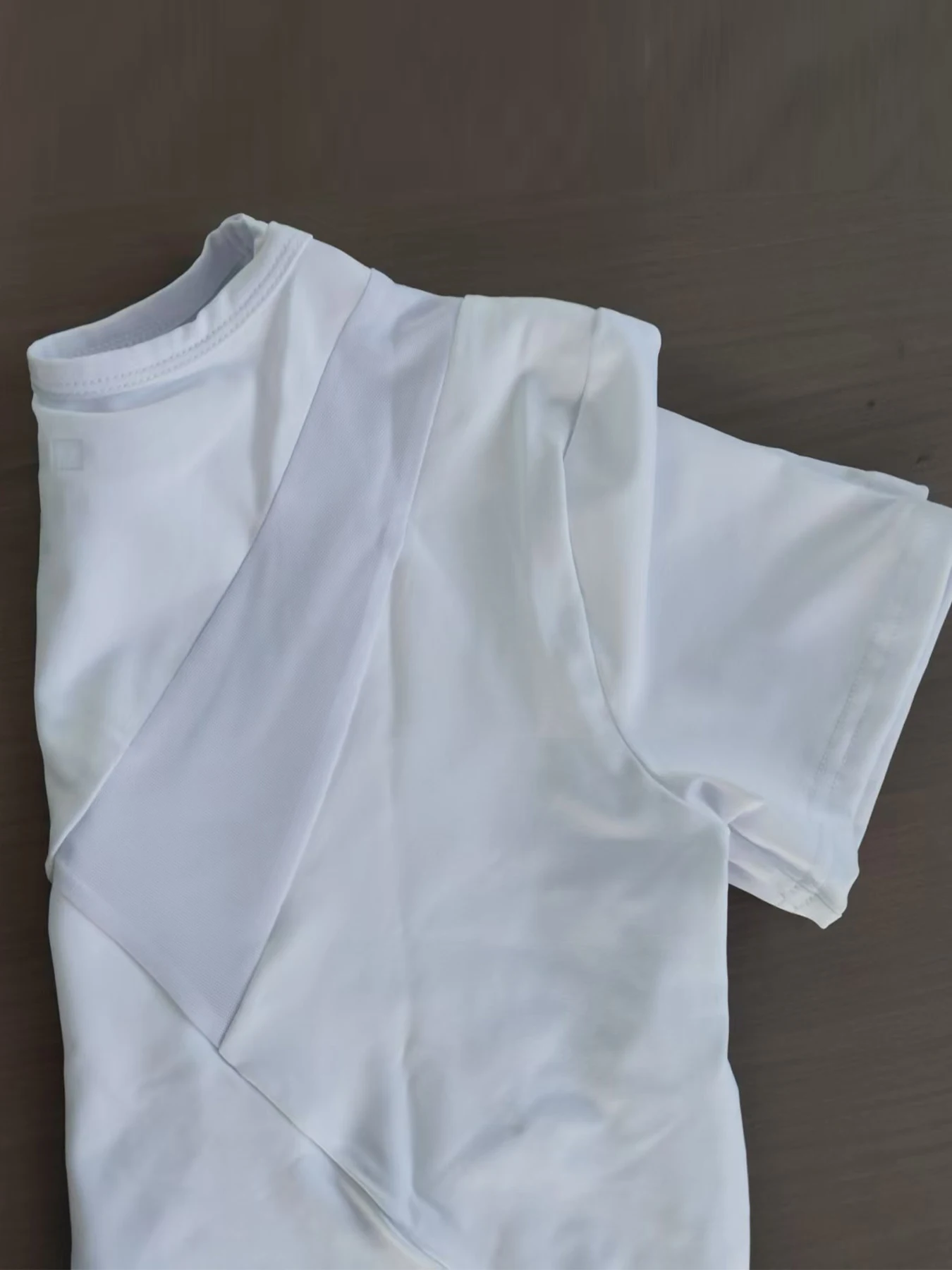Yoga outfit women's summer sports T-shirt loose breathable quick drying top mesh back training fitness short sleeved