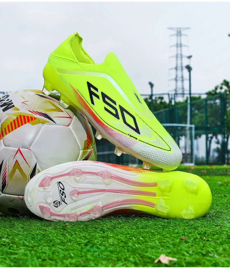 New Men Football Boots Futsal Outdoor Sneakers Match Grass Non-Slip High-quality Soccer Shoes Cleats Hot-selling High-top Light