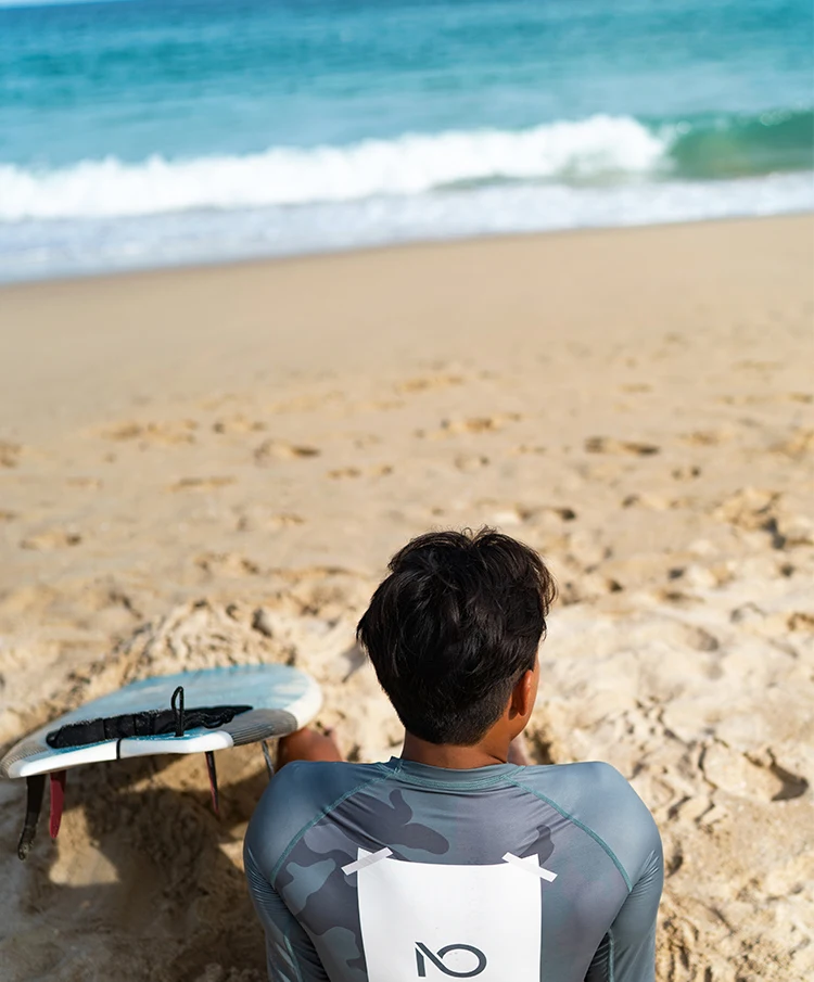 Nu-June Men Swimsuit Swimming T-shirt Beach UV Protection Swimwear Rash Guard Long Sleeve Surfing Diving Swimsuit Surf T-shirt