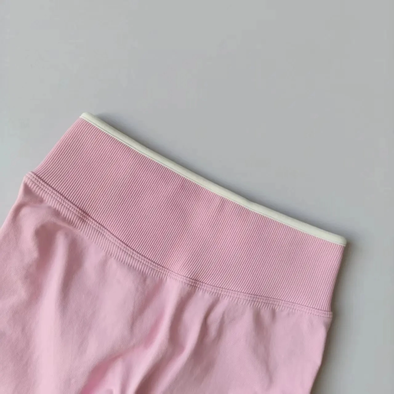 Women's Seamless Gym Solid Color Sports Pants White Edge Waist Tight High Waist Hip Lifting Yoga Pants Running Exercise Pants
