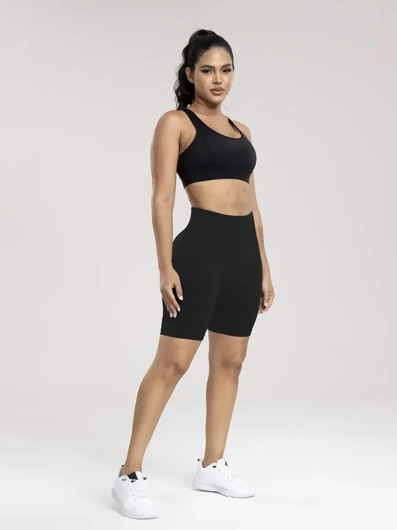 Seamless Sports Women Shorts Muliticolor Yoga Shorts Stretchy High Waist Running Cycling Leggings Hip Liftting Solid Gym Shorts