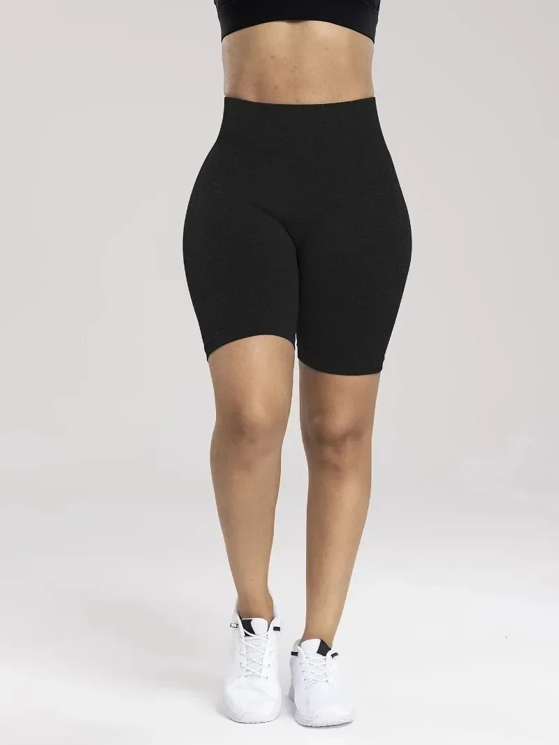 Seamless Sports Women Shorts Muliticolor Yoga Shorts Stretchy High Waist Running Cycling Leggings Hip Liftting Solid Gym Shorts