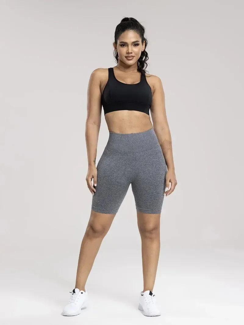 Seamless Sports Women Shorts Muliticolor Yoga Shorts Stretchy High Waist Running Cycling Leggings Hip Liftting Solid Gym Shorts