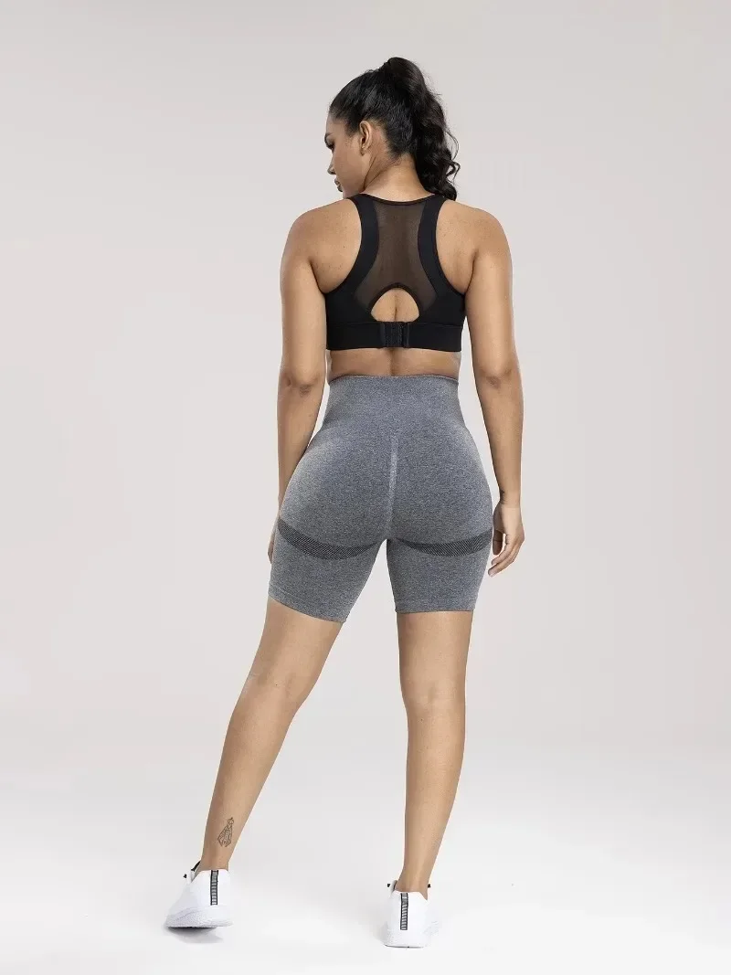 Seamless Sports Women Shorts Muliticolor Yoga Shorts Stretchy High Waist Running Cycling Leggings Hip Liftting Solid Gym Shorts