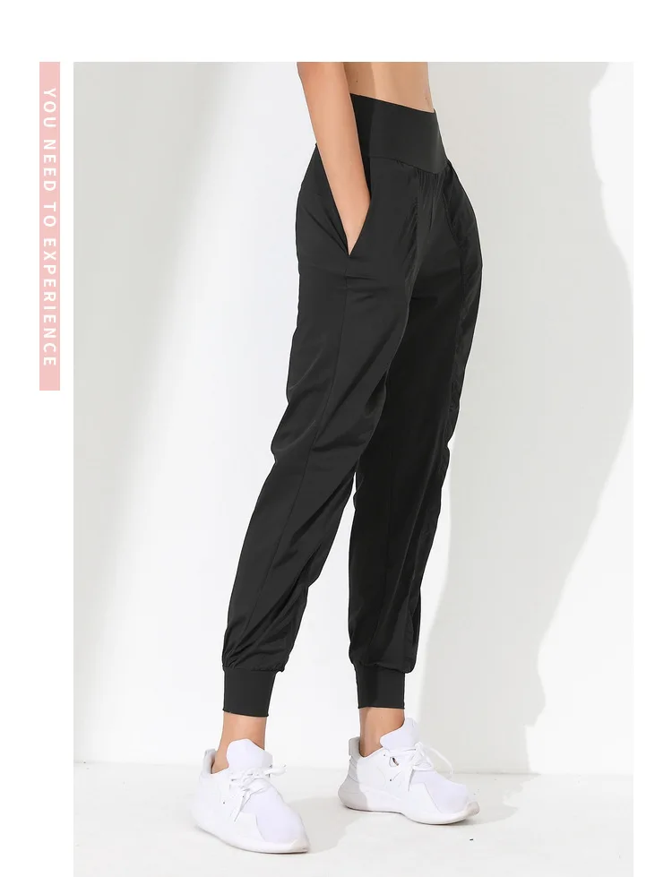 Woman Yoga Pants Loose Slim Quick-Dry Yoga Pants Pleated Hem Bound Running Fitness Capris Pockets Jogging Pants Sports Pants