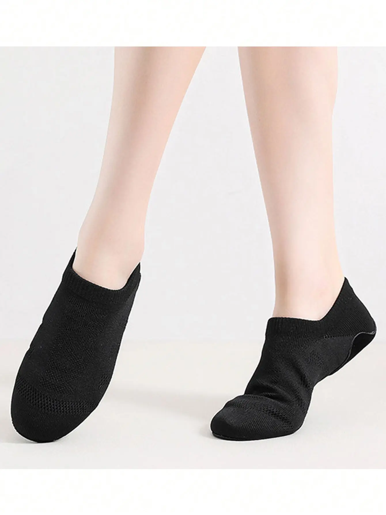 Women Aerobics Dance Shoes Ladies Gymnastics Yoga Shoes Ballroom Ballet Jazz Shoes Mesh Flat Practice Girls Dance Sneakers