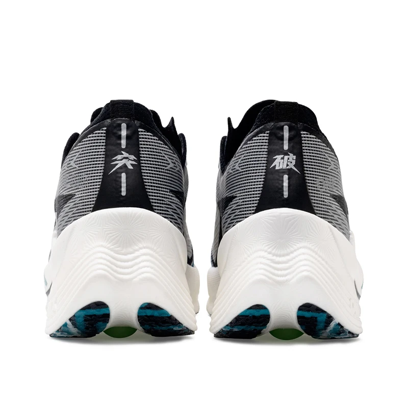 ONEMIX Nylon Carbon Fiber Running Shoes for Men Marathon Shoes Breathable Ultra Light Track Field Kilometer Race Running Sneaker