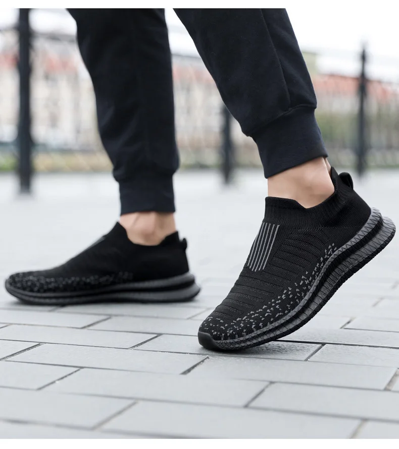 Men Shoes Breathable Men's Sneakers Comfortable Running Shoes Tenis Outdoor Slip On Walking Sneakers Sock Jogging Shoes