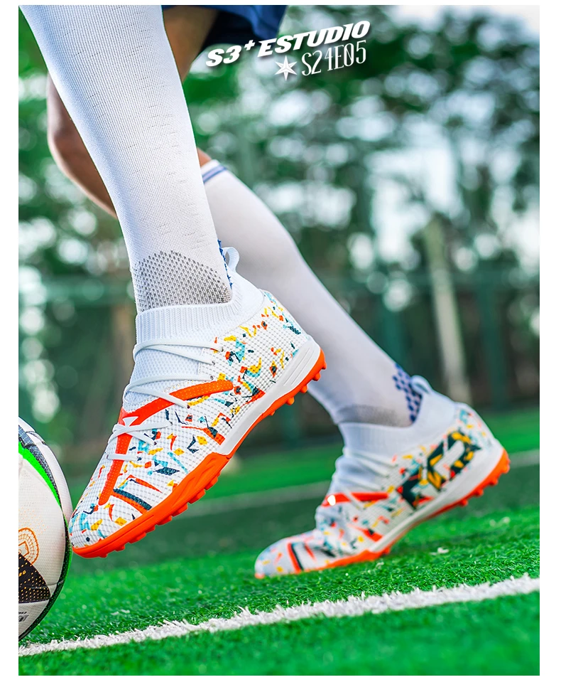 Turf Soccer Cleats Professional Men Football Boots Artificial Grass Youth Soccer Shoes Anti Skid Male Sneakers Society Chuteira