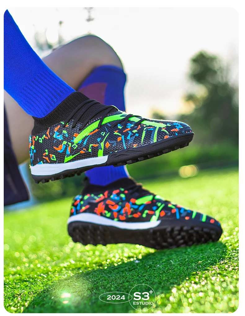 Turf Soccer Cleats Professional Men Football Boots Artificial Grass Youth Soccer Shoes Anti Skid Male Sneakers Society Chuteira