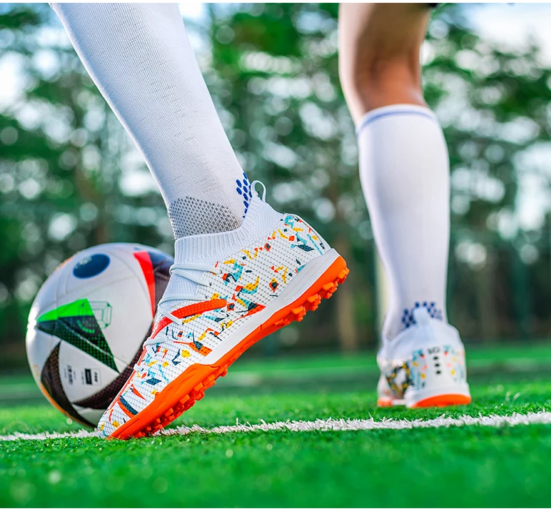 Turf Soccer Cleats Professional Men Football Boots Artificial Grass Youth Soccer Shoes Anti Skid Male Sneakers Society Chuteira